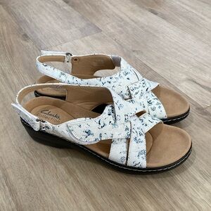 NEW Women’s Clarks Merliah Echo Heeled Sandals